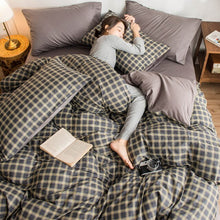 Load image into Gallery viewer, Northern European-Style Cotton Bedding Cotton Net Red Linen Quilt People-Style Dormitory Three-Piece Bed