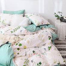 Load image into Gallery viewer, Northern European-Style Cotton Bedding Cotton Net Red Linen Quilt People-Style Dormitory Three-Piece Bed
